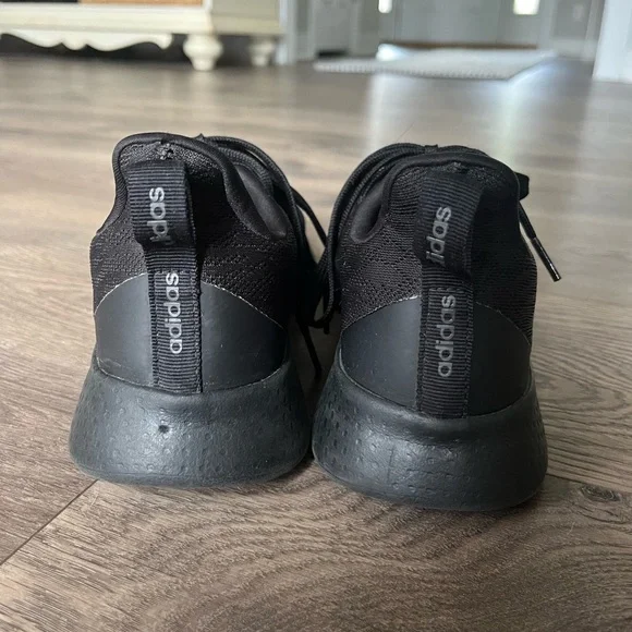 Unisex Adidas shoes - Picture 4 of 4